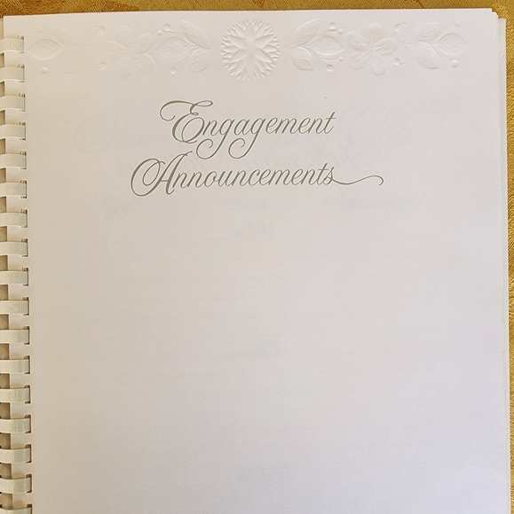 Carlton Wedding Keepsake Album - Picture 5 of 11